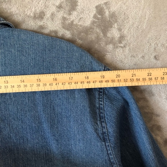 Classic Elements Women Denim Top Size 20-22W Embroidered Floral Bohemian - Picture 14 of 16